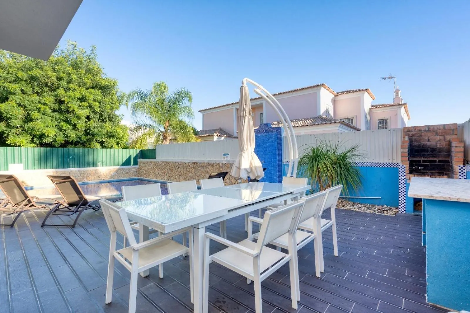 Full Private 300Sqm Villa Jacuzzi Heated Pool Ideal & Quiet Location Albufeira 0*,  Portugal