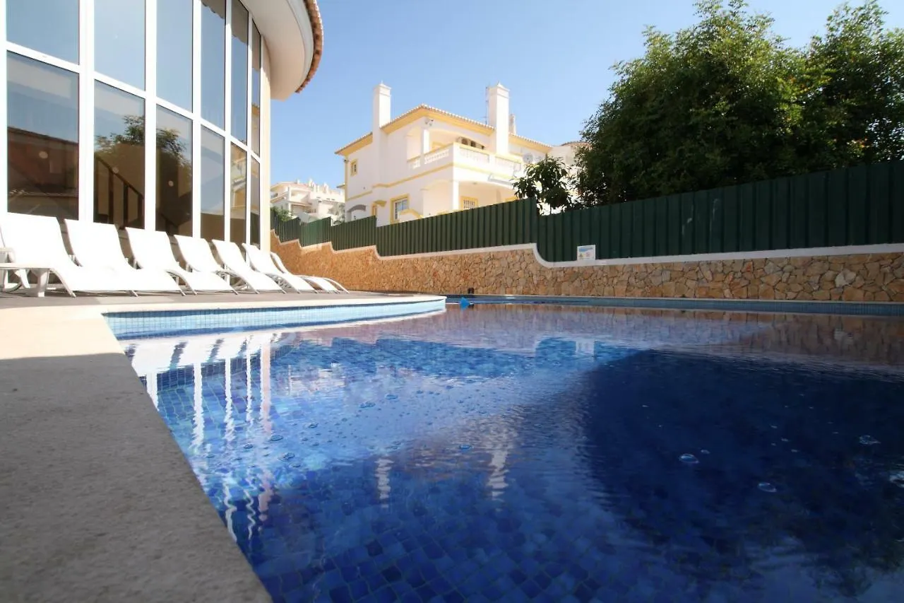 Full Private 300Sqm Villa Jacuzzi Heated Pool Ideal & Quiet Location Albufeira