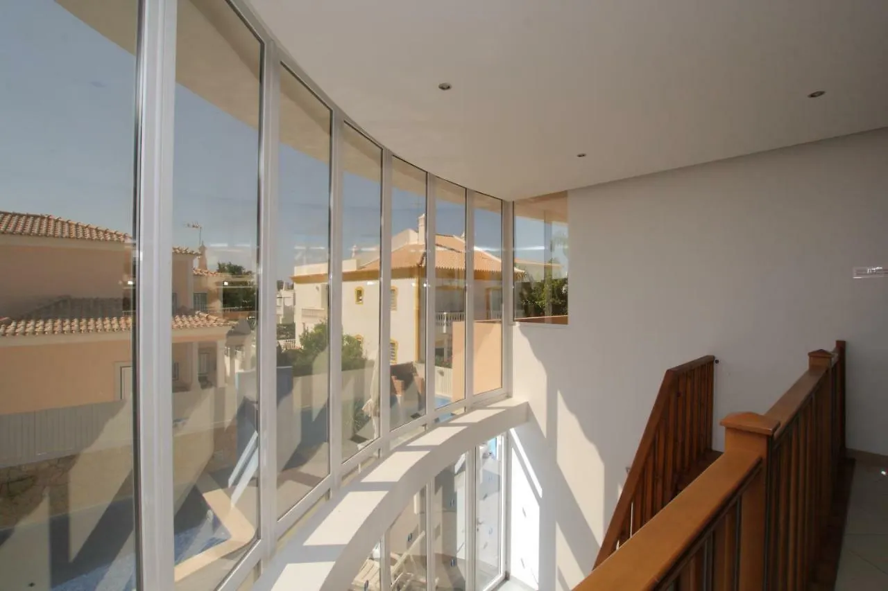 Full Private 300Sqm Villa Jacuzzi Heated Pool Ideal & Quiet Location Albufeira 0*,  Portugal