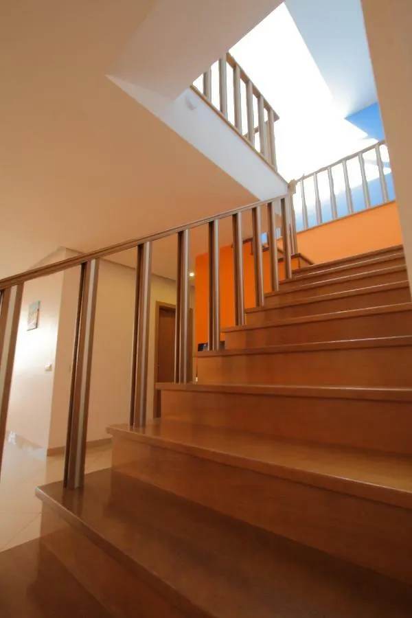 Full Private 300Sqm Villa Jacuzzi Heated Pool Ideal & Quiet Location Albufeira
