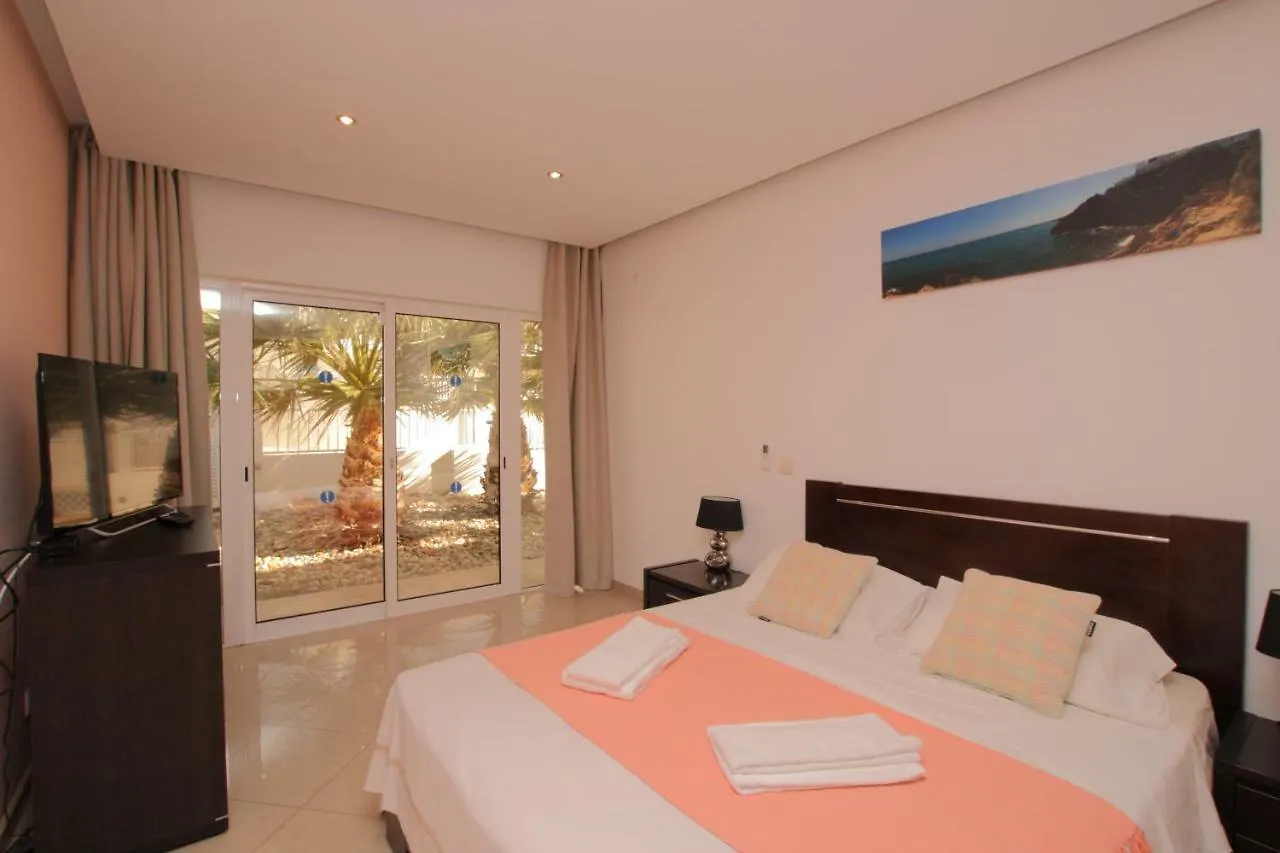 Full Private 300Sqm Villa Jacuzzi Heated Pool Ideal & Quiet Location Albufeira Portugal